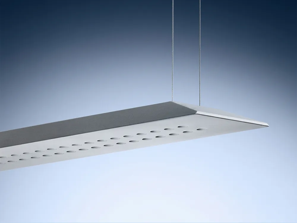 Sistema di illuminazione lineare Light Air per ambienti ufficio di iGuzzini, 2000
