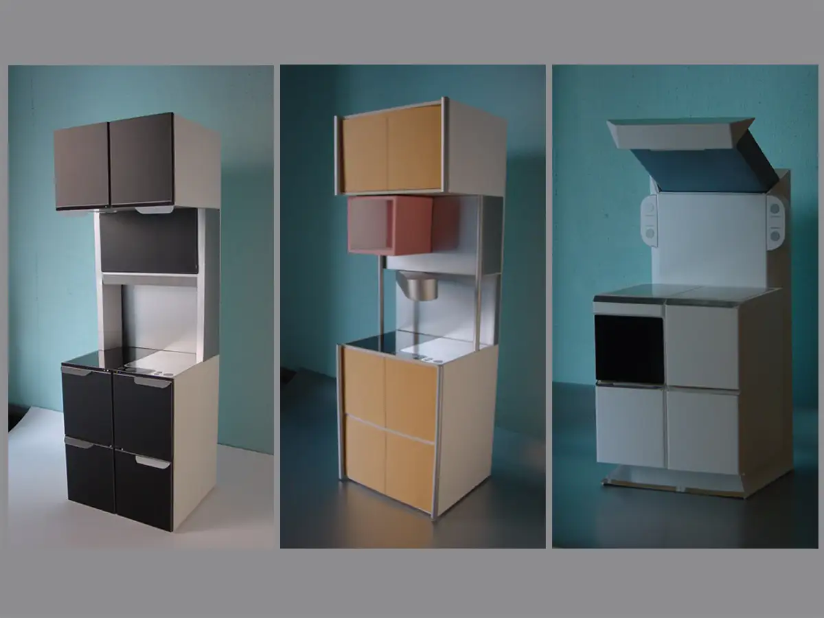 Tre varianti di mobile cucina integrato in modelli di studio, in finiture diverse